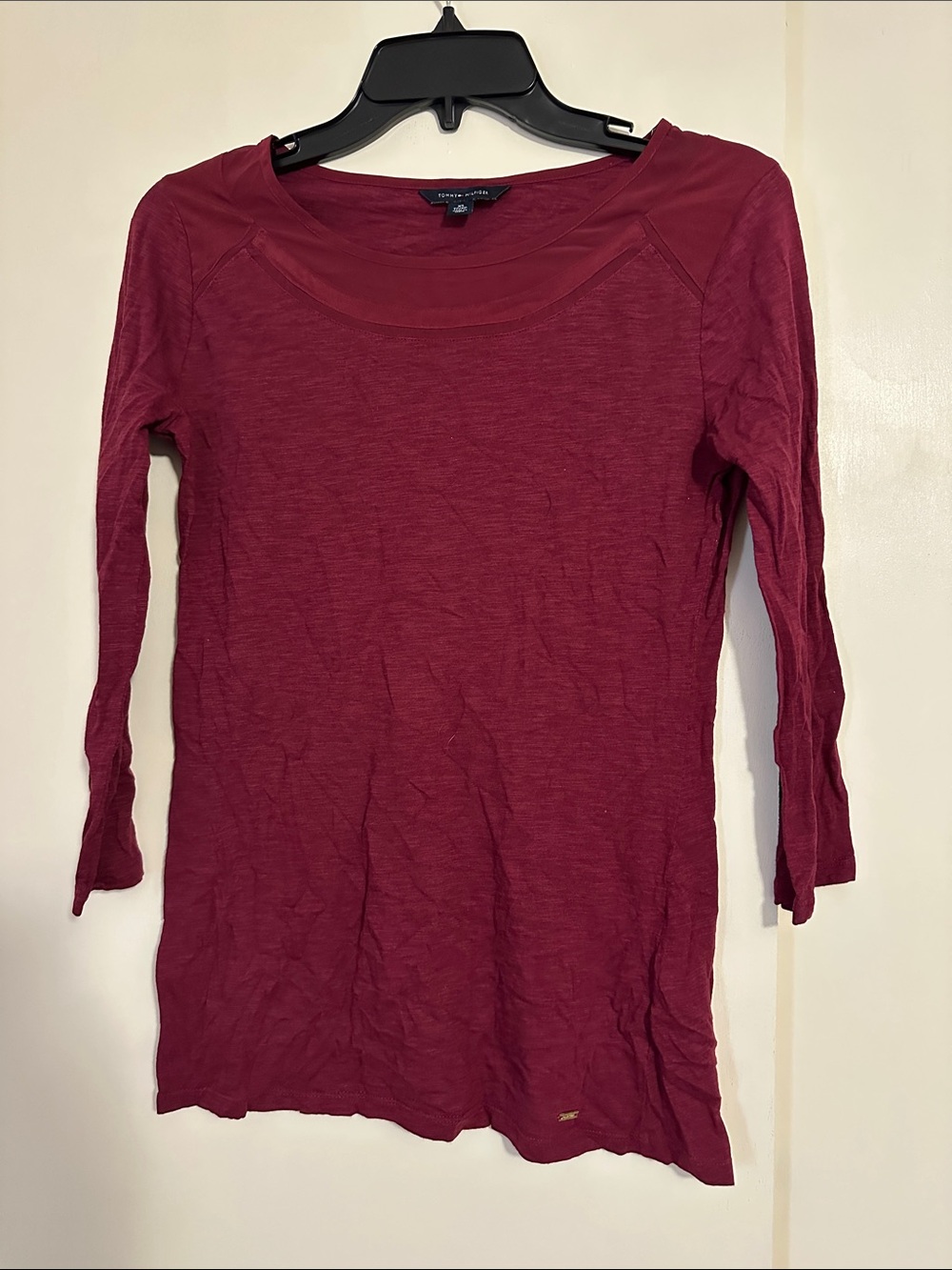 Tommy Hilfiger Women's Long Sleeve Scoop Neck Top - Burgundy